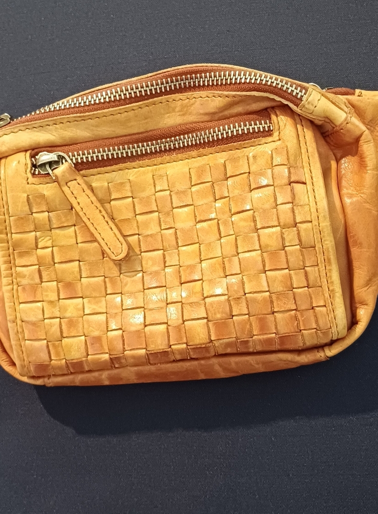 Leather Fanny Bag Vilencia Holland